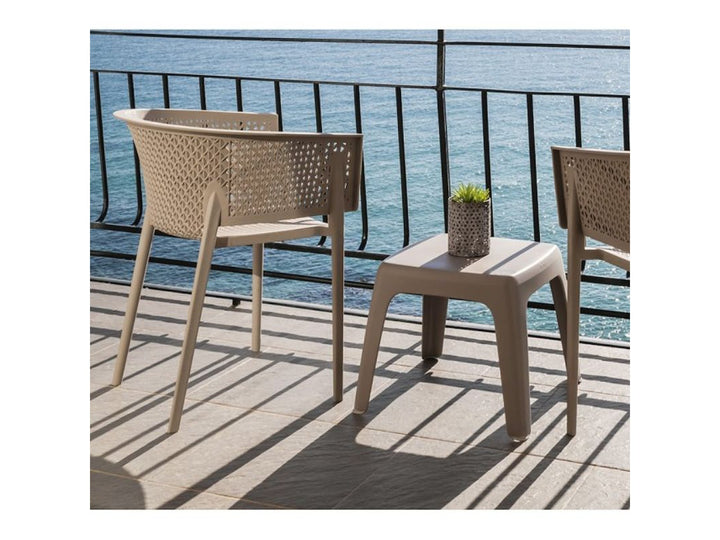 Stol i plast med armlæn | Duna | Balliu