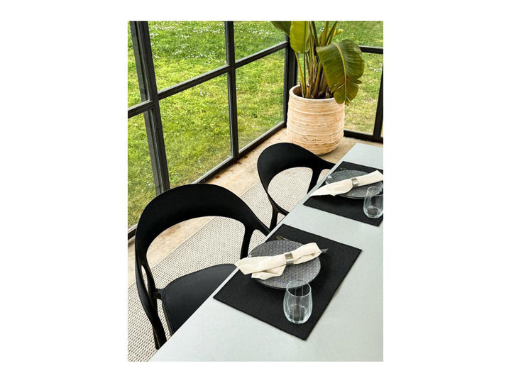 Stol i plast med armlæn | Duna | Balliu