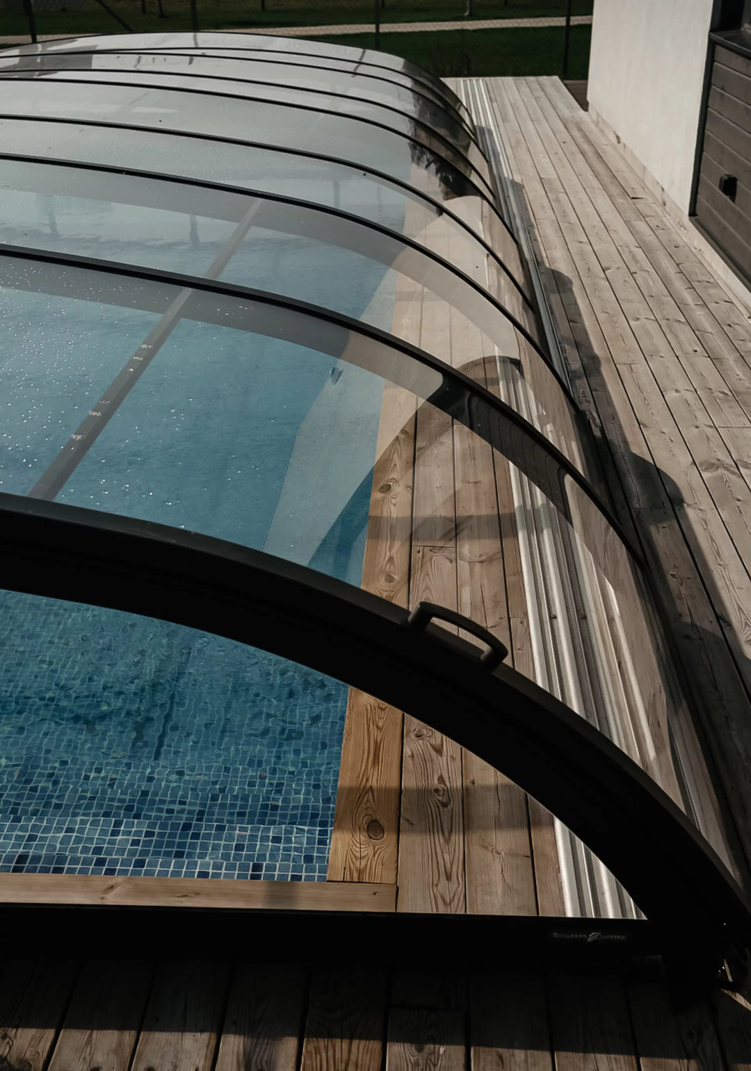 Nova pooloverdækning